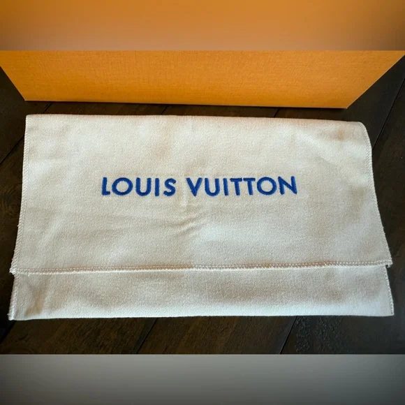 **RARE** Like New LV Brown Monogram Mink Crossbody Bag - Picture 14 of 14